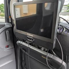 車の後部座席取り付けDVDプレイヤー★