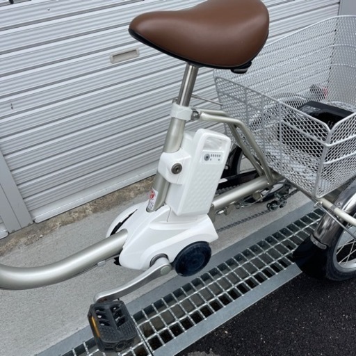 三輪車 Panasonic パナソニック電動アシスト三輪自転車 美品