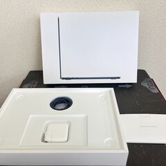 【極上美品】ノートパソコン マックブック MacBookAir 13.6 8GB 256GB SSD M2 使用3回の画像