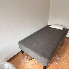 シングルベッド