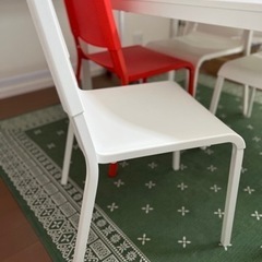 【本日7/16引き取り限定値下げ❗️】IKEA 伸長式テーブル　&  チェア4脚の画像