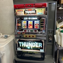 実機　スロットマシーン の画像