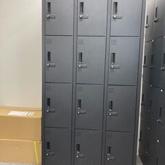 スチールロッカー12人用