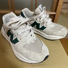 ニューバランス　スニーカー　57/40