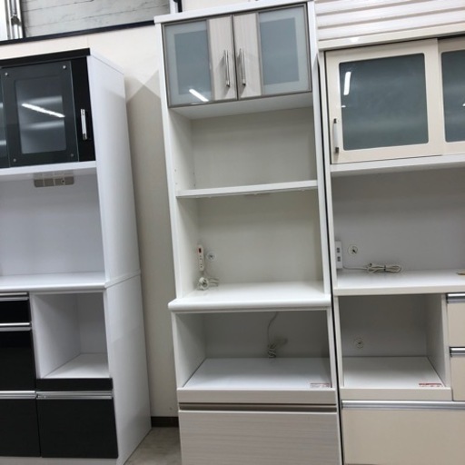 ニトリレンジボード2枚扉ホワイトスリムタイプ【トレファク堺福田店】