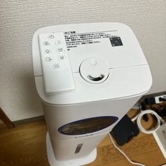 大型加湿器の画像