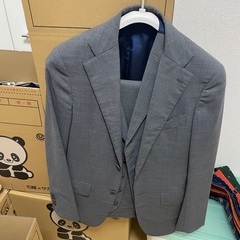 artisanの3ピーススーツ