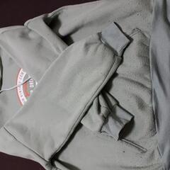 服/ファッション パーカーの画像