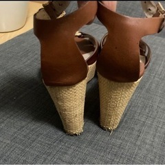 フェラガモ  サンダル　ウェッジソール　24cm−24、5cmくらい　サイズ6 1/2の画像