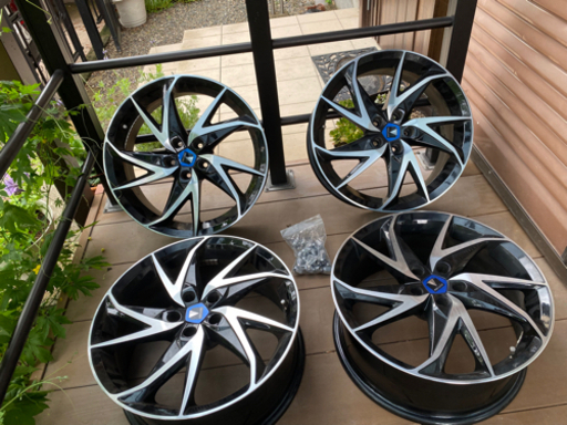 プリウスPHVのモデリスタ　ホイールとエアロパーツ