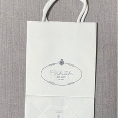 ルイヴィトン、プラダ　ショップ紙袋セットの画像