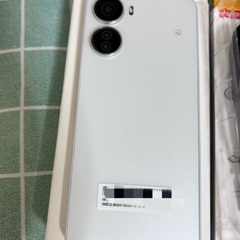 ワイモバイル　Libero5G ホワイト全新の画像