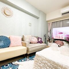アマダナタ小型冷蔵庫とソファーをセットで差し上げます。の画像