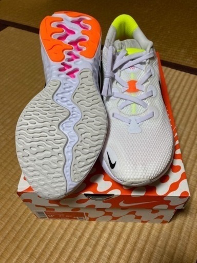 購入者決定しました!!【夏休み限定値下】【新品】NIKE  スニーカー