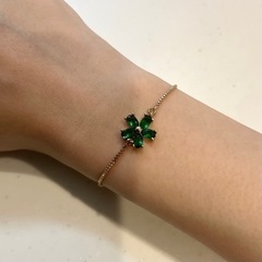 【再値下げ】お花のブレスレット
