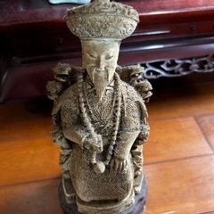 ★中国・唐物★練物・樹脂製品★香炉★龍・仏★置物・飾り物★象牙風★木製台付★中古品★の画像