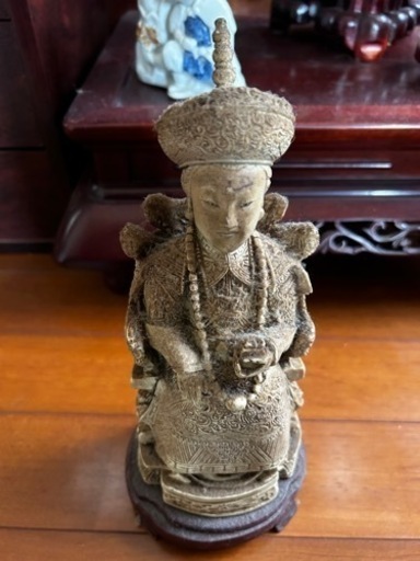 ★中国・唐物★練物・樹脂製品★香炉★龍・仏★置物・飾り物★象牙風★木製台付★中古品★