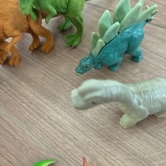 恐竜フィギュアまとめ売りの画像