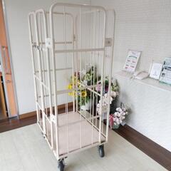 カゴ車(白)　内寸法H145cm×W80cm×D63cmの画像