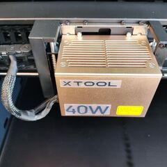 レーザー彫刻機　XTool S1 40W　メッシュ作業台　増高台 ロータリーローラー 送風機　フルセットの画像