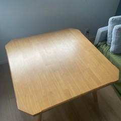 家具 テーブル 机 ニトリ 天然木の画像