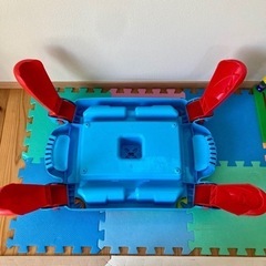 メガブロック/MEGABLOKS 収納テーブル付きの画像