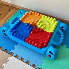 メガブロック/MEGABLOKS 収納テーブル付きの画像