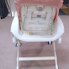 Combi　コンビ　ネムリス　ハイアンドローチェア　付属テーブル欠品の画像