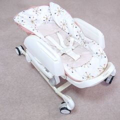 Combi　コンビ　ネムリス　ハイアンドローチェア　付属テーブル欠品の画像