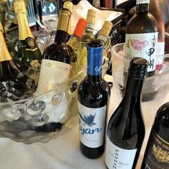 【東京サロン】【独身40代50代歓迎】ゆるりリノベ長屋でワインと交流を愉しむ会 - 墨田区