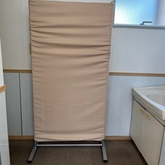 布張りパーティション2枚