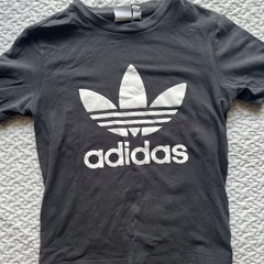 adidas‼️Tシャツの画像