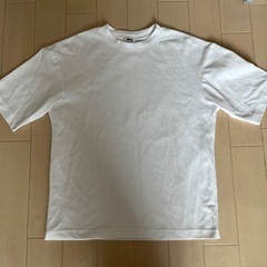 ユニクロTシャツの画像