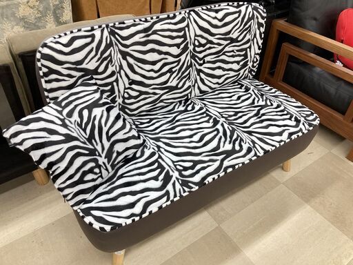 2人掛けソファー　アーバン通商　ﾌﾞﾗｳﾝ×ﾎﾜｲﾄ