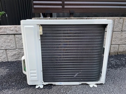 設置込み　6畳用　アイリスオーヤマ　家庭用エアコン　取付込み