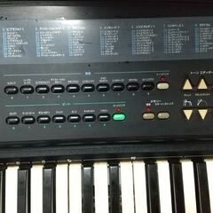 カシオキーボードCT-657＋初心者向けピアノレッスン本（DVD付）の画像