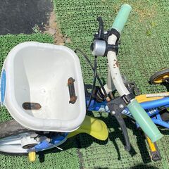 補助輪付き　子供用自転車　男の子　幼児　の画像