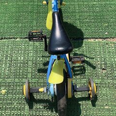 補助輪付き　子供用自転車　男の子　幼児　の画像
