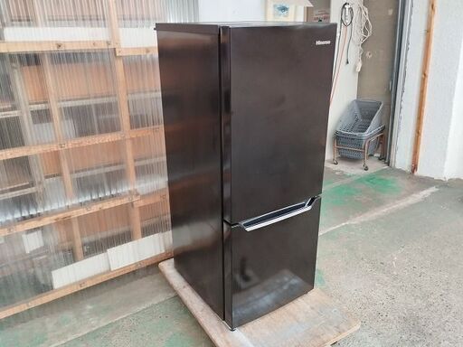 ハイセンス　HR-D15CB　２ドア冷蔵庫　黒色　150L『美品中古』2019年