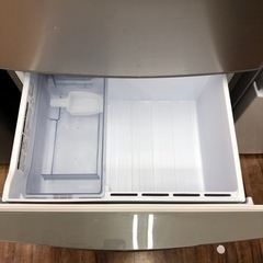 AQUA 冷蔵庫 AQR-K227H 2019年製 272L 入荷しました