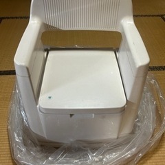 ポータブルトイレ
