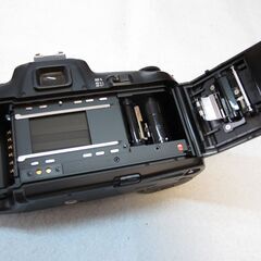 NIKON F601 QD カメラ本体のみ　部品取り　オブジェ　ジャンク扱いの画像