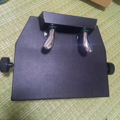 ピアノ補助ペダル　イトマサ　P-33 BK lessonp33pluskuro.jpg