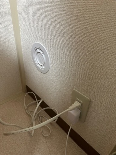 中古エアコンを美浜区の公団に新規設置してください！室外機室内機ダクト組み付け工賃込み込み¥35,000で！