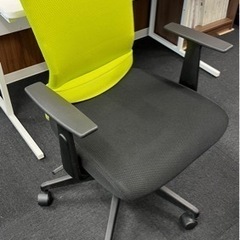 【格安①】オフィス・書斎用メッシュチェア、肘付き、キャスター付き...