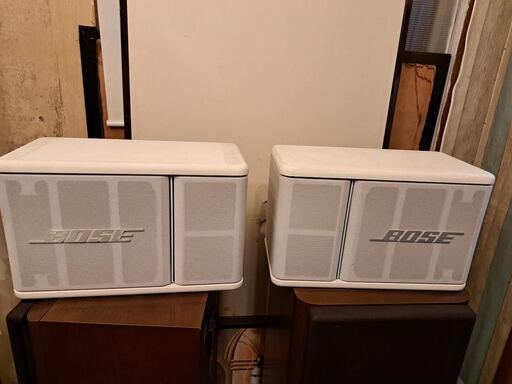 BOSE 301 AV モニター　2台 BOSE　101　MUSICモニター　4台 BOSE CORPORATION　111PYW　　　2台