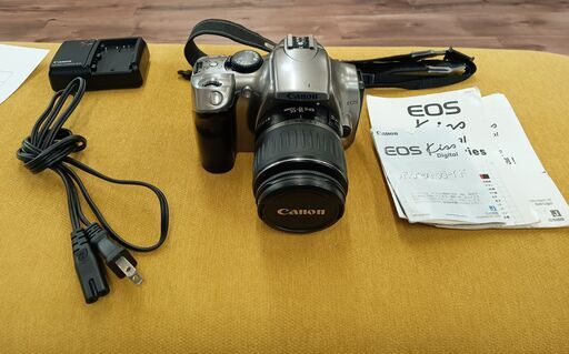 Canon デジタル一眼レフカメラ EOS Kiss Digital DS6041 2003年製