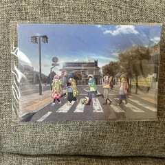 ゆるキャン 絆創膏と絵はがきの画像