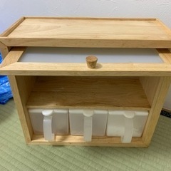 調味料ラックの画像