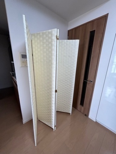 4連　パーテーション